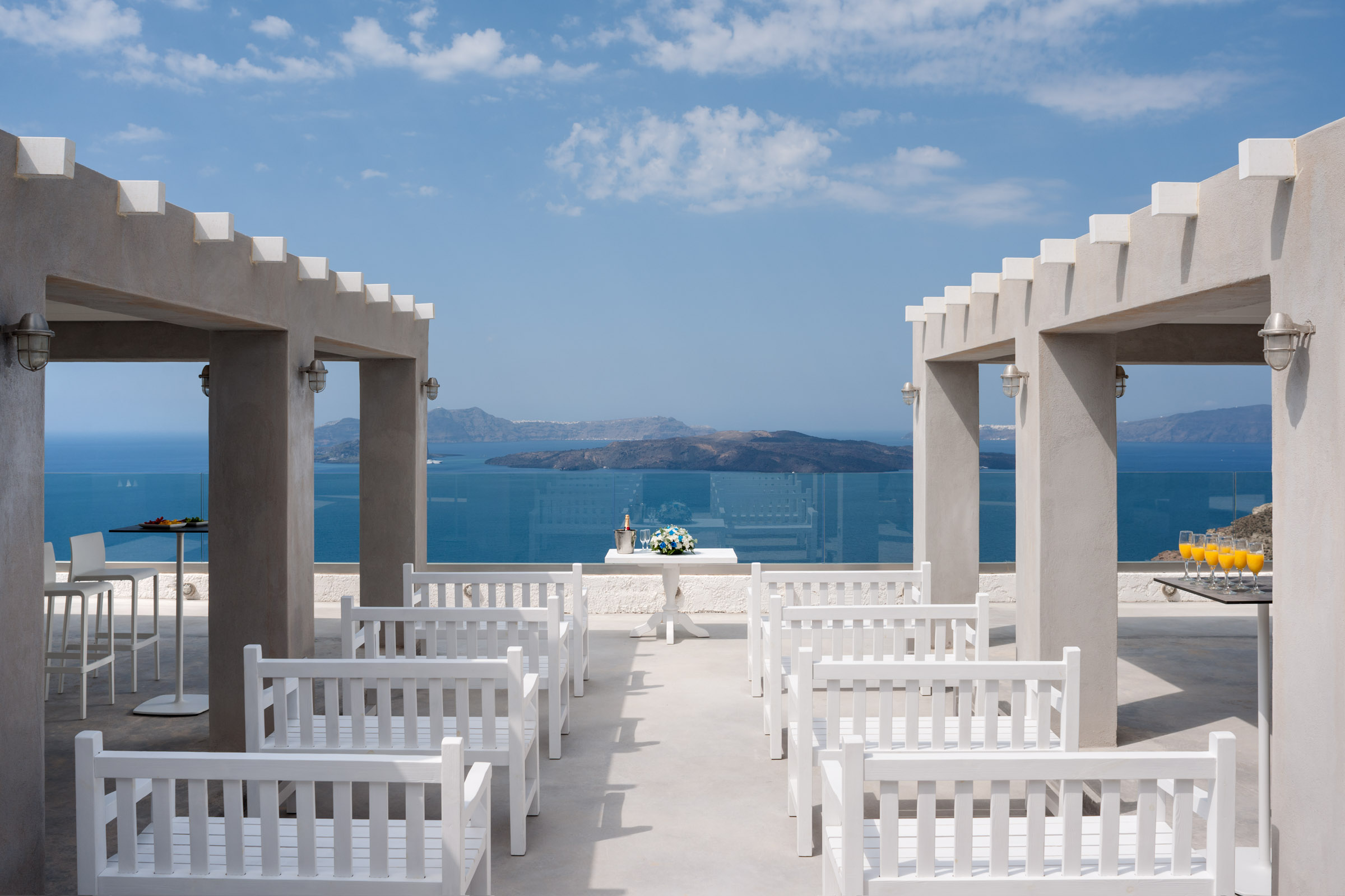 Book your wedding day in Calderas Dolphin Suites 